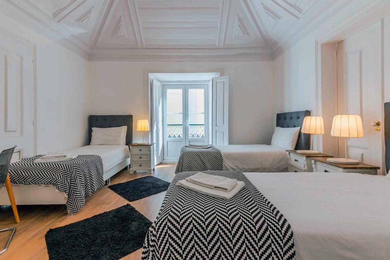 Bairro Alto Palace Special For Groups Up To 24 Guests Лиссабон Экстерьер фото