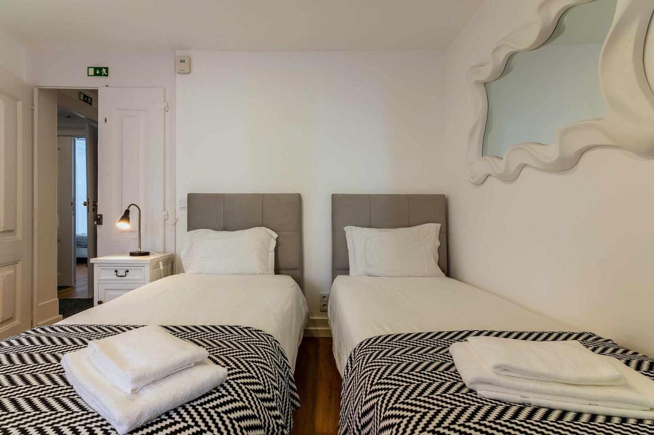 Bairro Alto Palace Special For Groups Up To 24 Guests Лиссабон Экстерьер фото