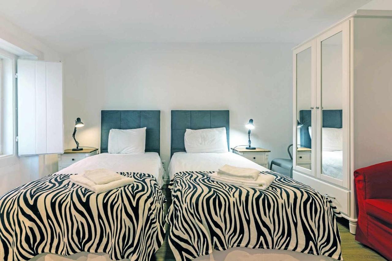 Bairro Alto Palace Special For Groups Up To 24 Guests Лиссабон Экстерьер фото