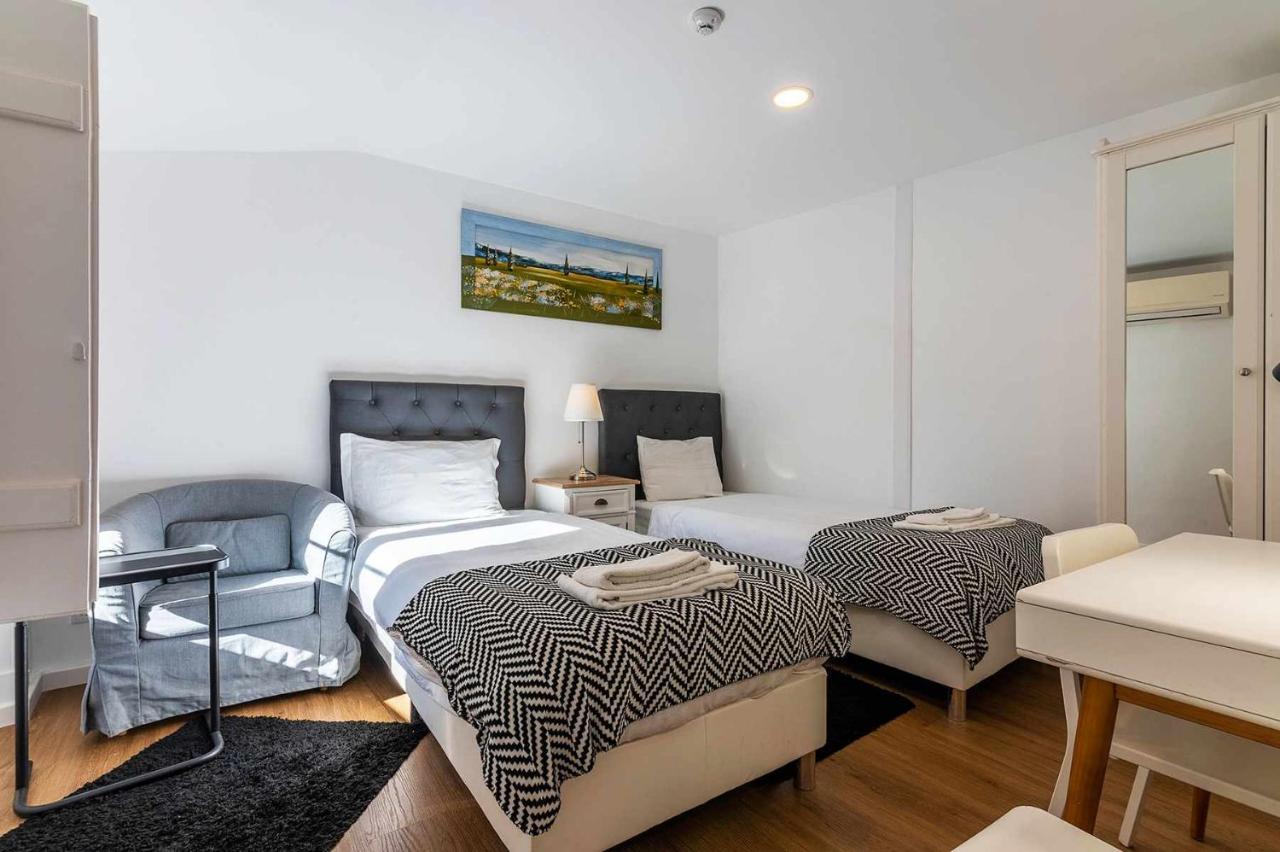 Bairro Alto Palace Special For Groups Up To 24 Guests Лиссабон Экстерьер фото
